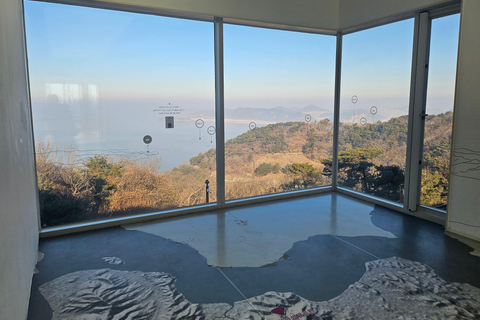 Seoul: Closest DMZ Observatory with North Korea View (1.4km) Group Tour with Myeongdong Subway Station Meeting Point