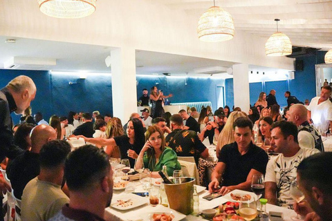 Ibiza: Dinner with Live Show & DJ at an Italian Restaurant and Nightclub Ibiza: Dinner, Live Show & DJ at Italian Restaurant and Nightclub