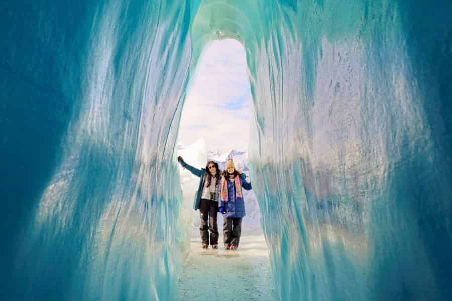 Wanderung auf dem Matanuska-Gletscher mit Alaska-Honig, Weinverkostung. Foto: GetYourGuide