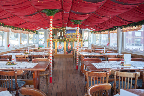The Christmas Boat – Christmas Guided Harbor Cruise