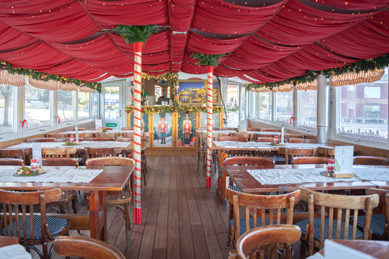 The Christmas Boat – Christmas Guided Harbor Cruise