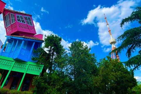 Tbilisi: Urban Hotspots Guided Tour w/ Cable Car &amp; Funicular