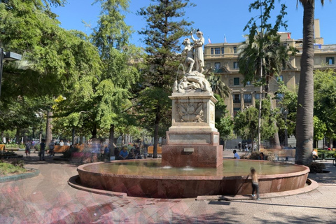 Visite à pied comme un habitant de la ville de SantiagoVisite à pied de la ville de Santiago