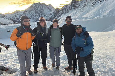 16-day Tour Manaslu Circuit Trek via Mamche Pass