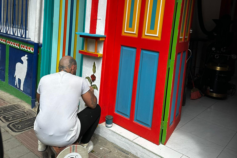 Half-Day Guatapé Tour from Medellín: El Peñón Rock and the Magical Town Half-Day Guatapé Tour from Medellín: Piedra del Peñol and the Magical Town