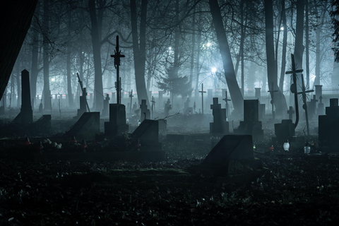 Bangkok Shadows: Ghosts, Haunted Temples & Dark Secrets