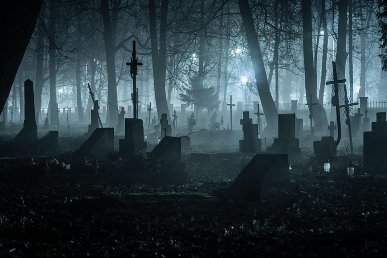 Bangkok Shadows: Ghosts, Haunted Temples & Dark Secrets