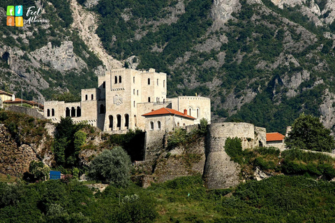 Da Durres/Golem: tour di un giorno del castello di Kruja e del vecchio bazar