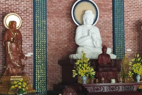 Hoi An/Da Nang: Wycieczka do My Son, Marble Mountain i Monkey MountainWspólna wycieczka w małej grupie z Da Nang Powrót do Da Nang