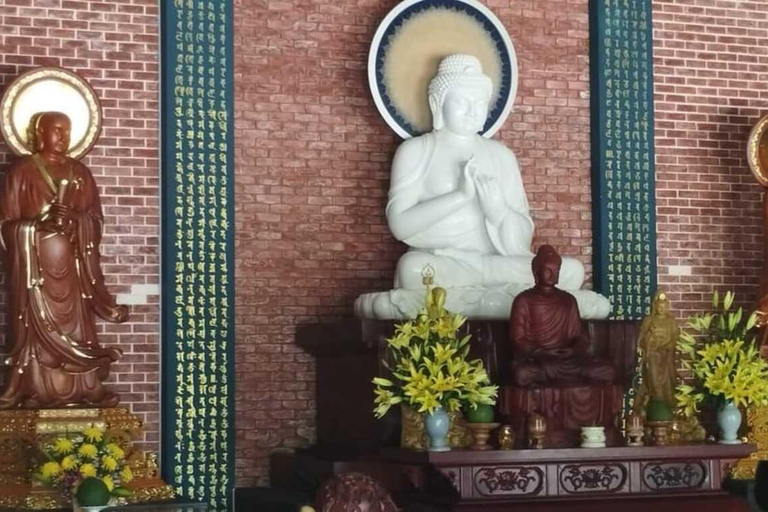 Hoi An/Da Nang: Wycieczka do My Son, Marble Mountain i Monkey MountainWspólna wycieczka w małej grupie z Da Nang Powrót do Da Nang