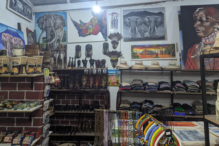 Explore Nairobi: Markets, Souvenir shops & City Tour