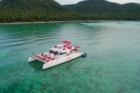 Pattaya : excursion d'une journée dans les 2 îles en catamaran avec déjeuner