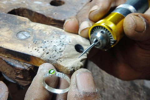 Unawatuna: Ring-Making Class: Traditional Jewelry & Sip