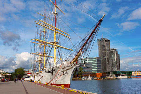 Gdynia: Top Highlights Private Walking Tour with Viewpoint Gdynia: Private Walking Tour with Kamienna Góra Viewpoint