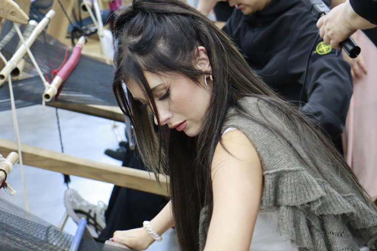 Zhangjiajie: Tujia Brocade Weaving and Tie-Dye Workshop