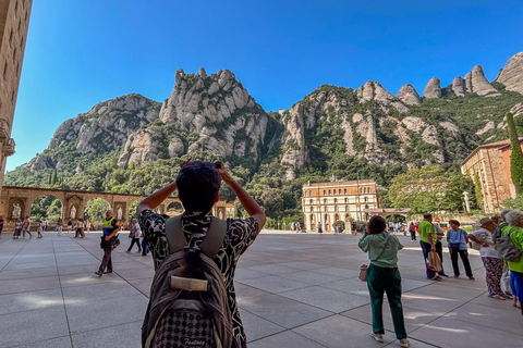 Barcelona: Montserrat, Black Madonna, Rack Railway & Liquors Transfer to Montserrat Monastery & Ticket to the Basilica