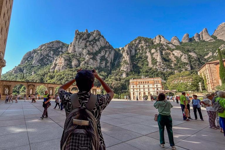 Barcelona: Montserrat, Black Madonna, Rack Railway & Liquors Transfer to Montserrat Monastery & Ticket to the Basilica