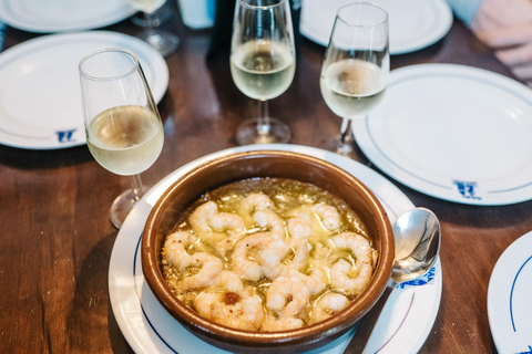 إشبيلية: جولة التاباس المسائية في حي ترياناإشبيلية: جولة مسائية لتناول المقبلات في حي تريانا