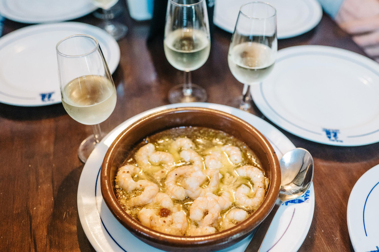 إشبيلية: جولة التاباس المسائية في حي ترياناإشبيلية: جولة مسائية لتناول المقبلات في حي تريانا