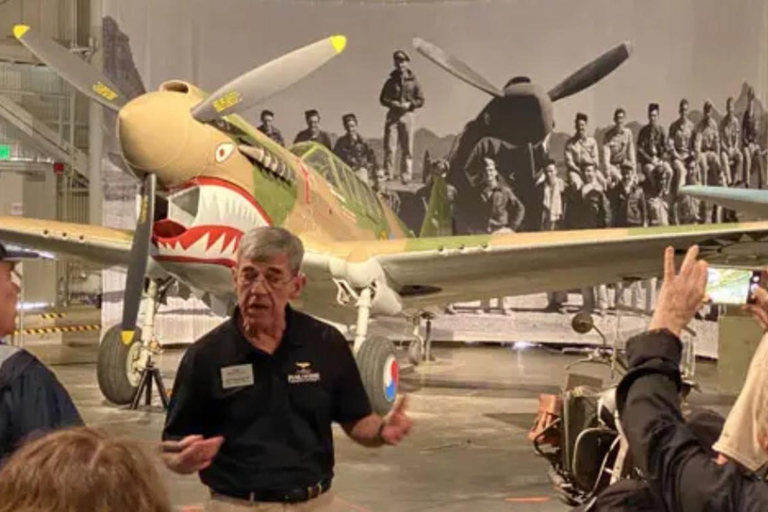 Oahu: wstęp do Muzeum Lotnictwa Pearl Harbor i zwiedzanie hangaruOahu: Wstęp do Muzeum Lotnictwa Pearl Harbor i zwiedzanie hangaru