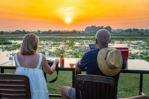 Siem Reap: Vespa Tour with Sunset in the Countryside Tuk Tuk Option + English Guide