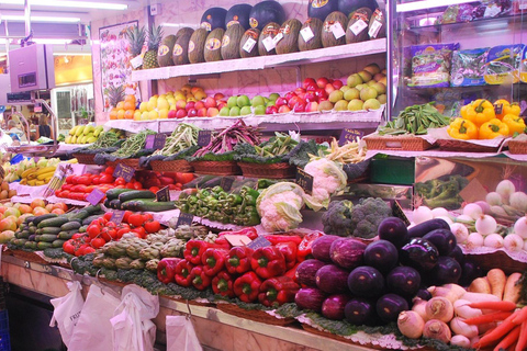 Valencia: Paella Cooking Class with Market Tour and Tastings