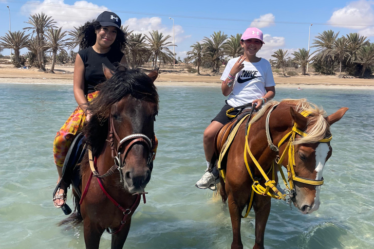 Djerba: 1,5-stündiger Ausritt an den Stränden der Insel und durch die Lagune