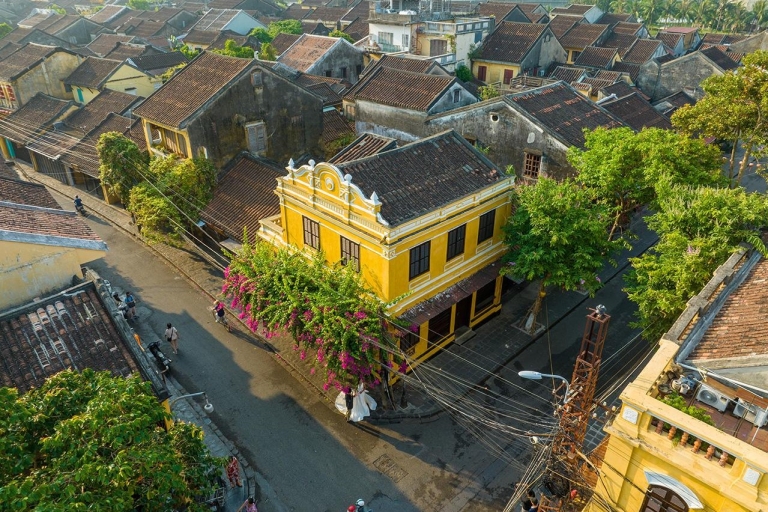 Hoi An Cyclo Tour in Vietnamese Traditional Ao Dai Group Tour (maximum of 15 people per group)