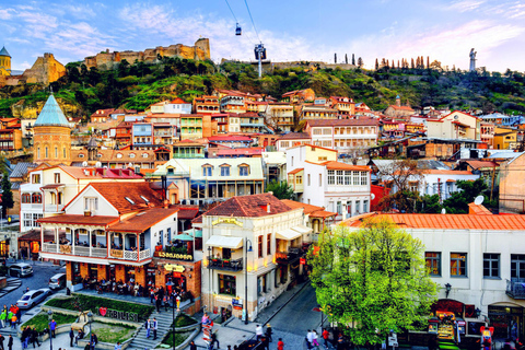 Rondreis Yerevan naar Tbilisi: Wandeltour &amp; Wijnproeverij