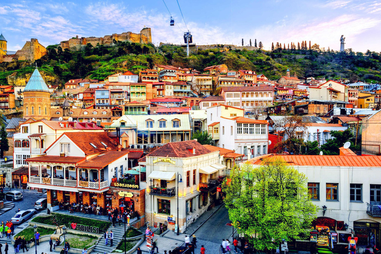 Yerevan to Tbilisi Round Trip: Walking Tour &amp; Wine Tasting