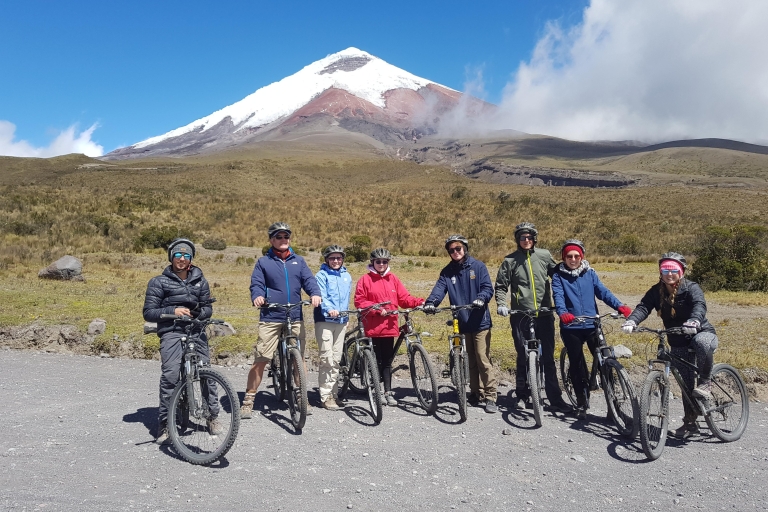 Cotopaxi Volcano Tour: including Entrances Shared Cotopaxi Day Tour: With Lunch and Entrance