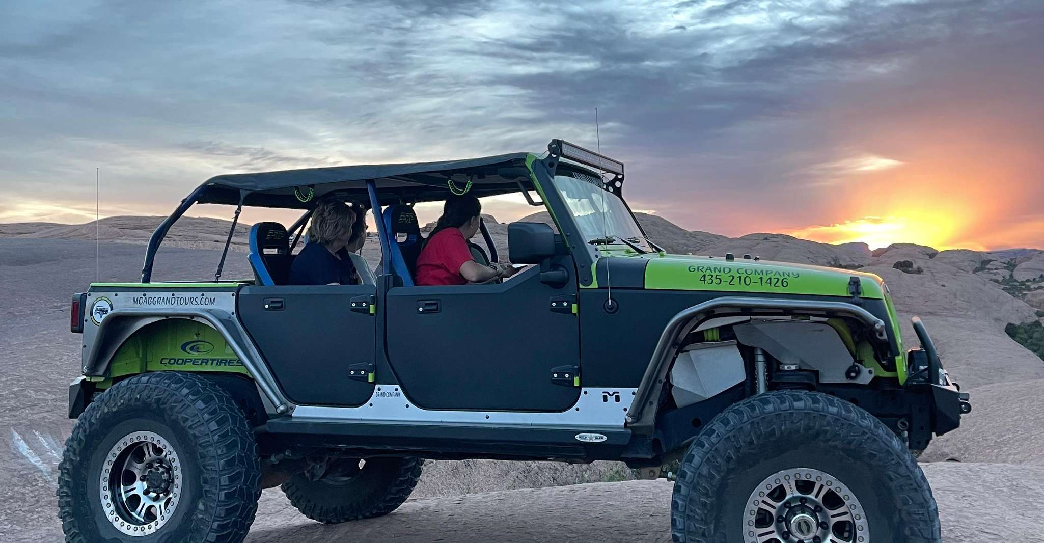 Moab Jeep Tour - Housity