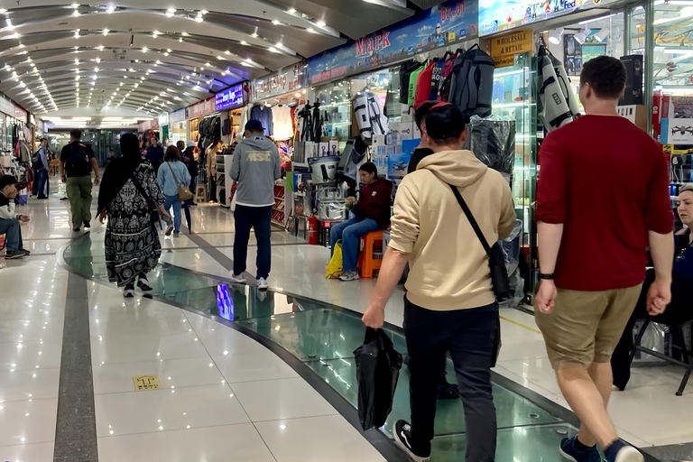 Guangzhou Tech Explore: Living in the Future Guangzhou Tech Explore: Living in the Future