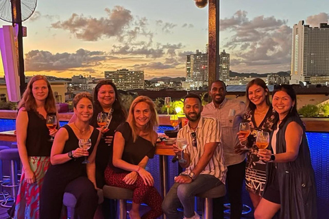 Barcelona: Pubcrawl with VIP Entry to Rooftops and Nightclub