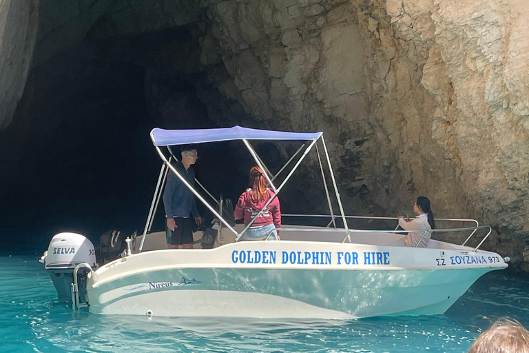 Zakynthos: Navagio Beach and Blue Caves Boat Tour Around Zante by private boat