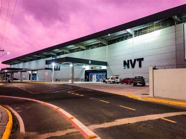 Visit Transfer Privativo Aeroporto Navegantes a Balneário Camboriú in Beto Carrero World