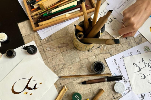 Tunis: Arabic Calligraphy Workshop with Local Artist