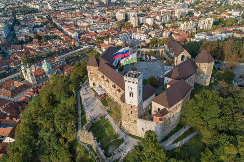 Lublana: bilet wstępu do zamku z opcjonalnym przejazdem kolejką linową