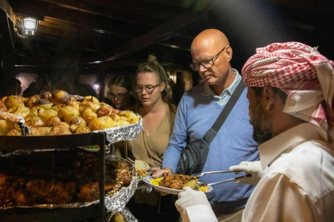 Wadi Rum: Women's Desert Retreat with Jeep Tour & Camp