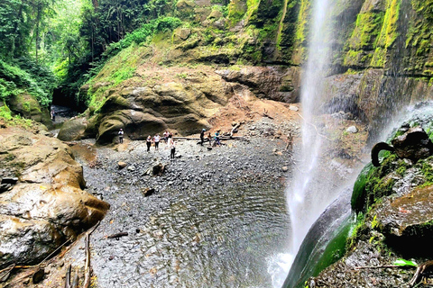 Arusha: Napuru Waterfalls Guided Hike