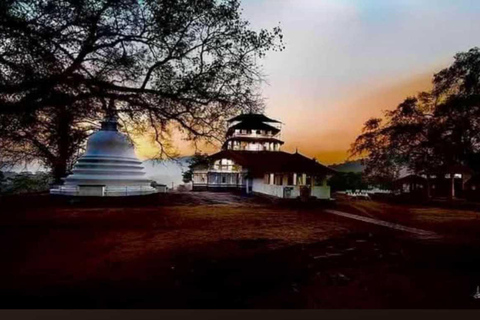 Kandy Evening City Tour & Dance Show Reservations by Tuk-Tuk Kandy evening tour