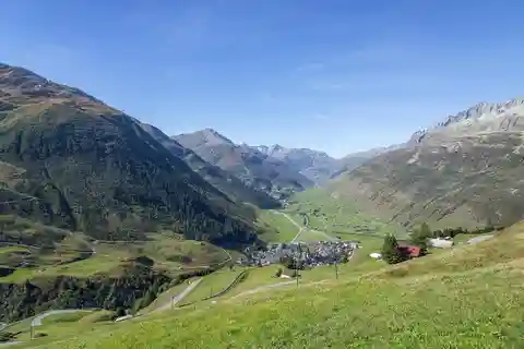 Andermatt private geführte Stadttour