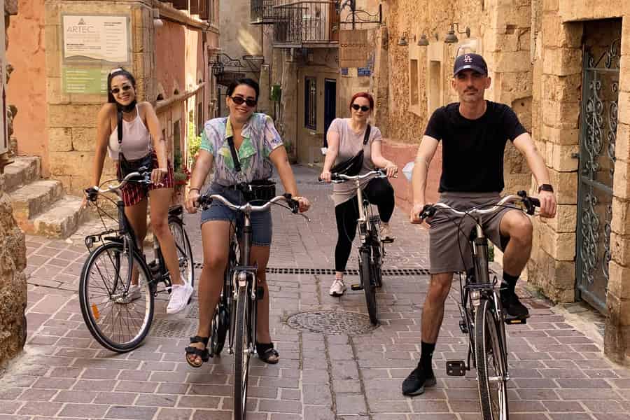 Chania: Stadtführung Highlights Kleingruppentour mit dem Fahrrad. Foto: GetYourGuide