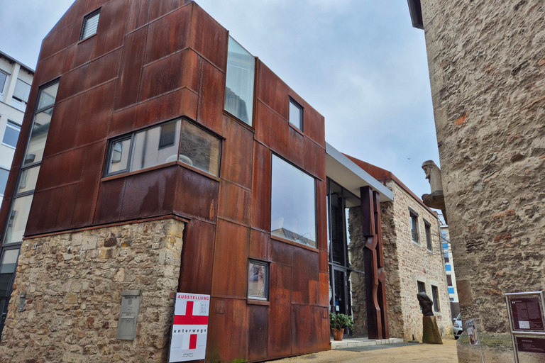 Braunschweig: Patricians, executioners, and butchers. Patricians, executioners, and bone cutters. Up to 6 adults, kids included.