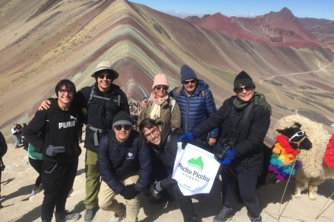 Von Cusco aus: Geführte Wanderung zum Regenbogenberg mit MittagessenGeführte Gruppenreise