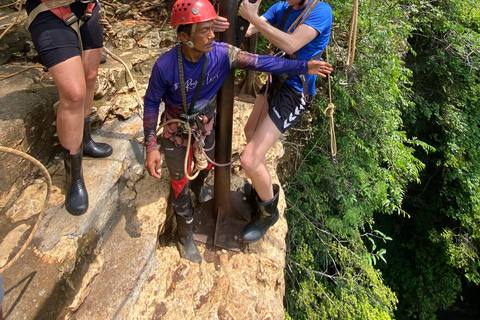 Yogyakarta: Excursión de un día por la cueva de Jomblang y la cueva de Pindul