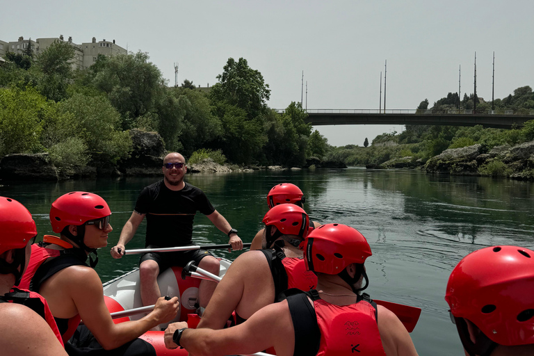 موستار: مغامرة التجديف في نهر نيريتفا