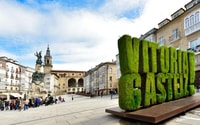 Da Bilbao, Rioja Wine Region con cantina e Vitoria-Gasteiz - Housity