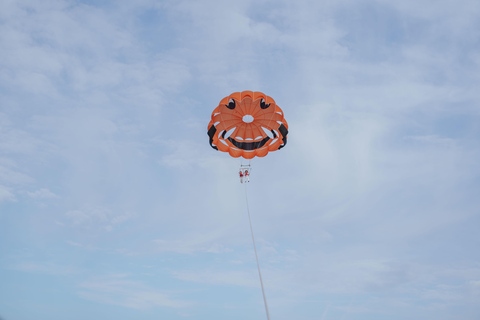 Barcelona: Parasailing Adventure Ride with Scenic Sea Views