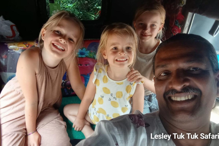 Kandy: Stadterkundung mit Lesley per Tuk Tuk